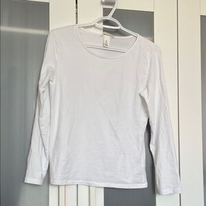 H&M Crisp White Long Sleeve Top